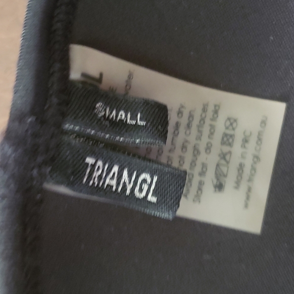 Triangl 2 Piece Swimsuit Set - Picture 8 of 12